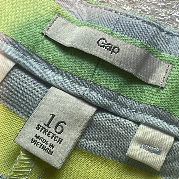 Gap Womens Size 16 Short Shorts Green Yellow Blue Striped new NWT - Picture 5 of 10